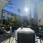 Sun And Surf Apartamento *