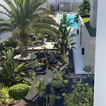 Sun And Surf Apartamento *