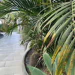 Sun And Surf Apartamento *